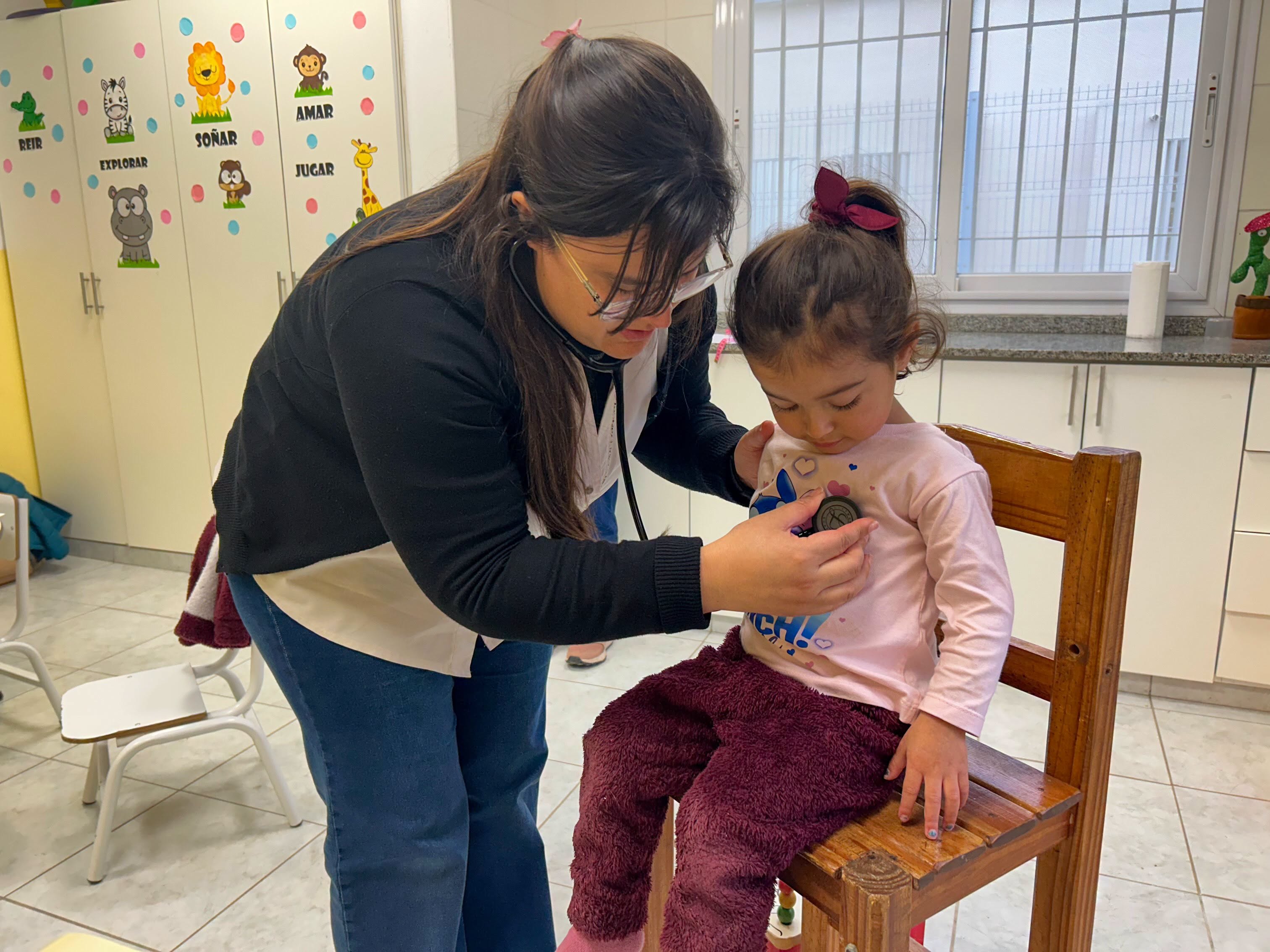 Jornada de Ficha Médica en Sala Cuna